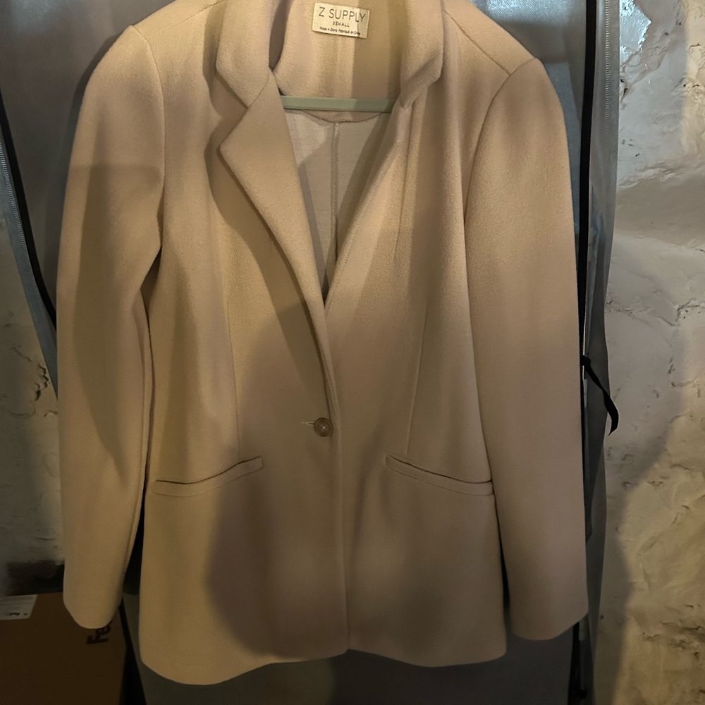 Z Supply Women's Elegant Cream Blazer